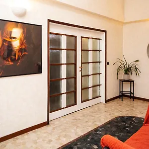 https://central-apartment-milan-20124.italymilanhotels.net