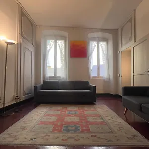 https://papavero-piazza-delfino.italymilanhotels.net
